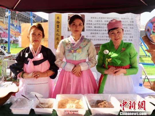 图片默认标题_fororder_商家展示制作朝鲜族特色美食打糕所需要的食材