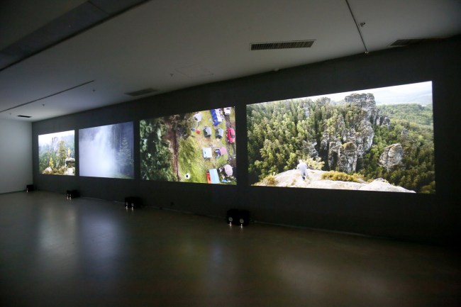A video by German new media artist Julian Rosefeldt is now on display at Today Art Museum in Beijing[Photo:todayartmuseum.com]