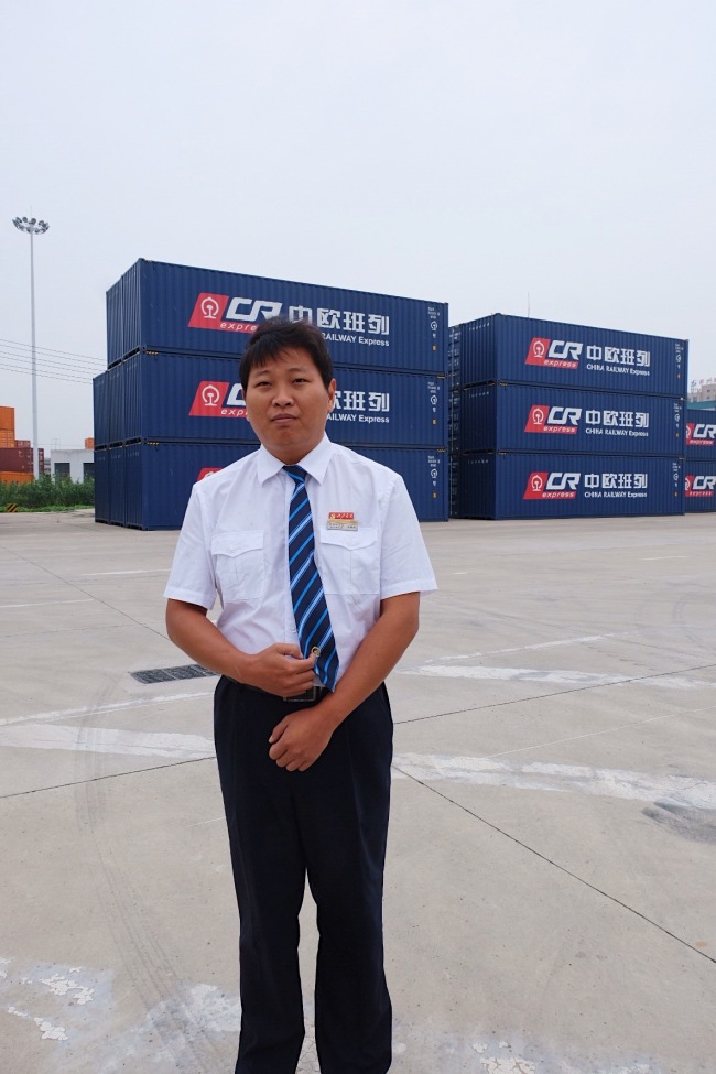 An Chunlei, one of the first drivers when China-Europe international freight train (Zhengzhou) started to run in 2013. [Photo: China Plus/Huang Yue]