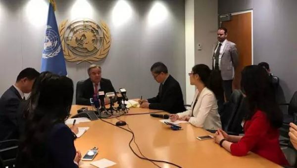 UN Secretary-General Antonio Guterres takes questions from UN-based Chinese news outlets to discuss the Belt and Road Initiative at the UN headquarters in New York on May 8, 2017. [Photo provided to China Plus]