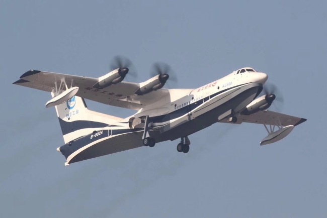 China's first domestic large amphibious aircraft AG600 takes to the skies for maiden flight from the Jinwan Civil Aviation Airport in the city of Zhuhai, Guangdong Province, on Sunday, December 24, 2017. [Photo: China Plus/Li Jin]