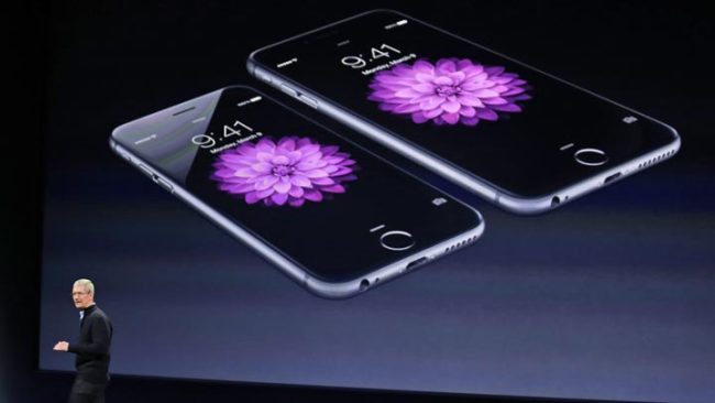 In this March 9, 2015, file photo, Apple CEO Tim Cook talks about the iPhone 6 and iPhone 6 Plus during an Apple event in San Francisco. Apple is apologizing for secretly slowing down older iPhones, which it says was necessary to avoid unexpected shutdowns related to battery fatigue. The company issued the statement on its website Thursday, Dec. 28, 2017. [Photo: AP]