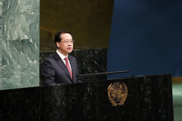 Chinese ambassador to the United Nations (UN) Ma Zhaoxu showcases China's water policy and achievements at a high-level event of the UN General Assembly to launch the "International Decade for Action: Water for Sustainable Development" on Friday, March 23, 2018. [Photo: Xinhua]