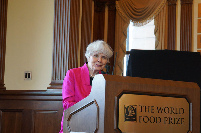 Sarah Lande speaks at the launch of her book "'Old Friends': The Xi Jinping-Iowa Story" in Des Moines, Iowa, U.S. on Thursday, May 3, 2018. [Photo: The Chinese Embassy to the United States]