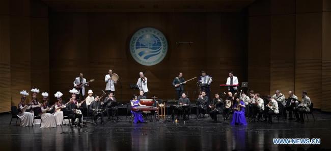 Musicians play Chinese folk music at the Shanghai Cooperation Organization (SCO) Art Festival in Beijing, capital of China, May 30, 2018. The festival opened here on Wednesday and will last until Friday.[Photo: Xinhua/Shen Bohan]