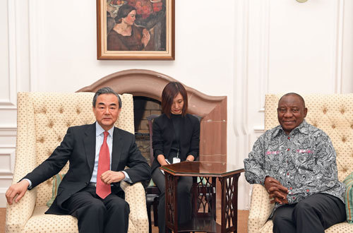 Visiting Chinese State Councilor and Foreign Minister Wang Yi meets with South African President Cyril Ramaphosa in Pretoria, capital of South Africa, June 3, 2018. [Photo: fmprc.gov.cn] 