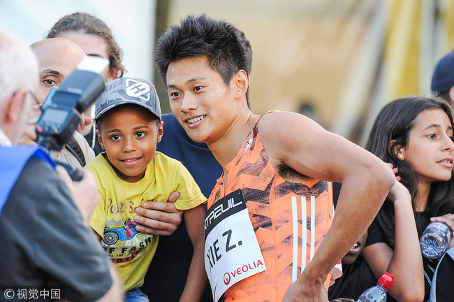 Zhenye Xie takes a selfie with  the meeting of Montreuil on June 19, 2018 in France. [Photo: VCG]