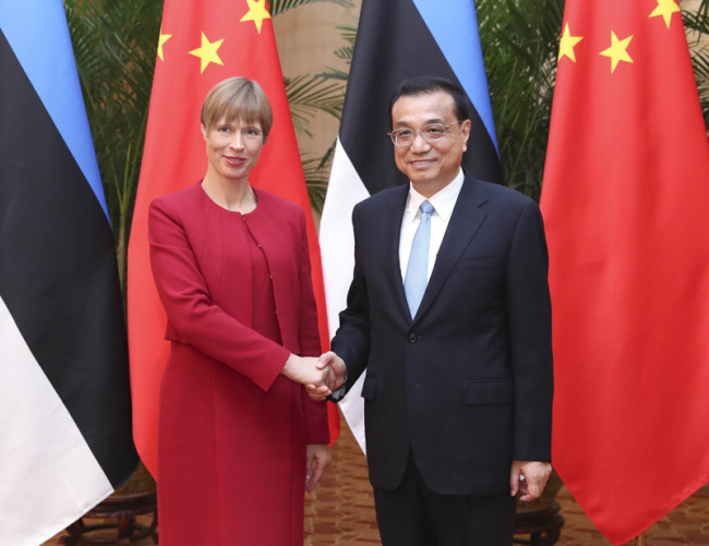 Chinese Premier Li Keqiang meets with Estonian President Kersti Kaljulaid in Tianjin on September 19, 2018. [Photo: Xinhua]