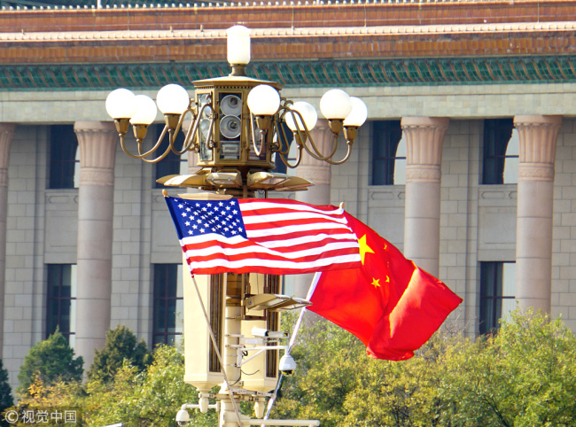 National flags of China and the United States. [File Photo: VCG]
