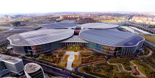Aerial photo taken on Oct. 19, 2018 shows the National Exhibition and Convention Center, the main venue to held the upcoming CIIE, scheduled to be held from Nov. 5 to 10, in Shanghai, China. [Photo: Xinhua]