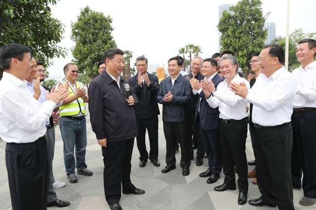 Chinese President Xi Jinping inspects the Qianhai Pilot Free Trade Zone and Shekou Area of Shenzhen, south China's Guangdong Province, October 24, 2018. [Photo: Xinhua]