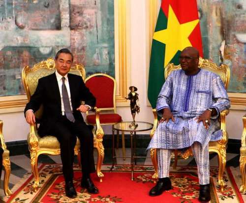Burkina Faso President Roch Marc Christian Kabore (R) meets with Chinese State Councilor and Foreign Minister Wang Yi in Ouagadougou on Friday, January 4, 2019. [Photo: fmprc.gov.cn]