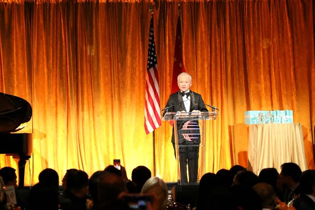 Chinese Ambassador to the United States Cui Tiankai delivers a keynote speech during the CGCC annual New Year Gala in New York on Jan. 7, 2019. [China Plus/Qian Shanming]