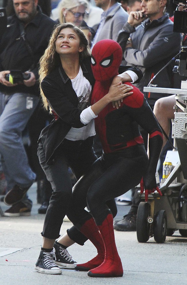 Tom Holland, Zendaya filiming Spider-Man: Far From Home Filming in New York October 12, 2018 [Photo：AP]