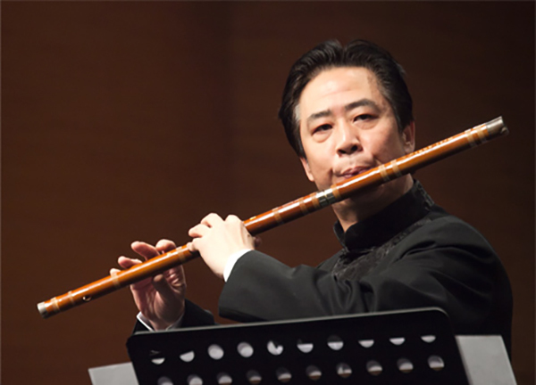 Bamboo flute musician Wang Jianping.
