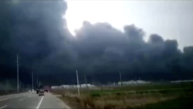 A video screenshot shows the black smoke in the sky after an explosion hit a factory in Yancheng City in Jiangsu Province on Thursday afternoon. [Photo: CGTN]