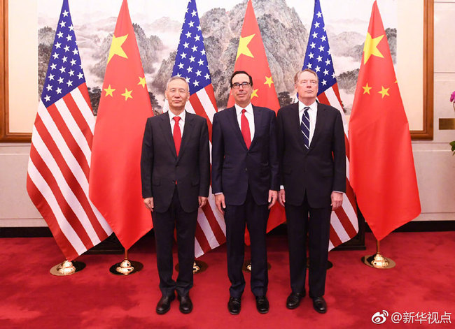 Chinese Vice Premier Liu He (left), also a member of the Political Bureau of the Communist Party of China Central Committee and chief of the Chinese side of the China-U.S. comprehensive economic dialogue, U.S. Trade Representative Robert Lighthizer (right), and Treasury Secretary Steven Mnuchin participate in a new round of high-level economic and trade consultations held in Beijing from March 28 to 29, 2019. [Photo: Xinhua]