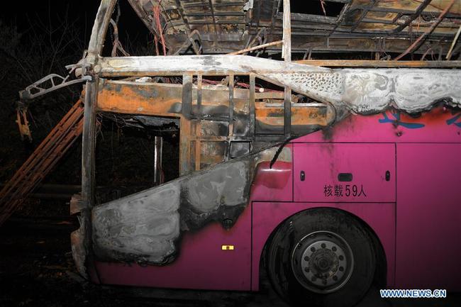 Photo taken on March 22, 2019 shows the damaged coach in Changde, central China's Hunan Province. [Photo: Xinhua]