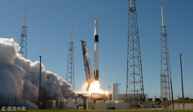 A SpaceX Falcon 9 rocket lifts off at 1:16 PM from Launch Complex 40 at the Cape Canaveral Air Force Station, Florida on December 5, 2018. [File Photo: VCG]