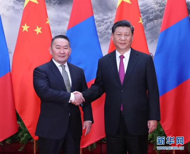 Chinese President Xi Jinping meets with his Mongolian counterpart Khaltmaa Battulga in Beijing on Thursday, April 25, 2019. [Photo: Xinhua].