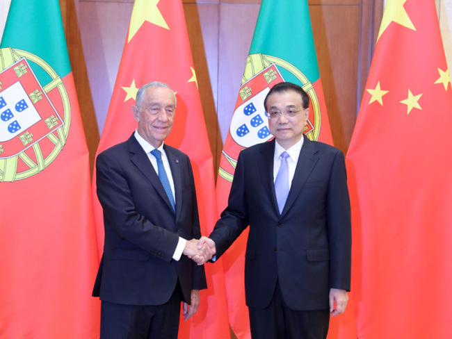 Chinese Premier Li Keqiang meets with Portuguese President Marcelo Rebelo de Sousa in Beijing on Monday, April 29, 2019. [Photo: gov.cn]