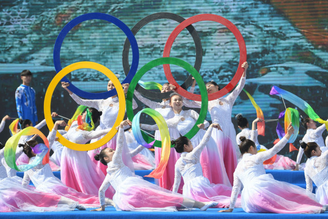 A commemorative activity related to winter sports and Olympic culture is held in Zhangjiakou, Hebei Province, on May 11, 2019. [Photo: IC]