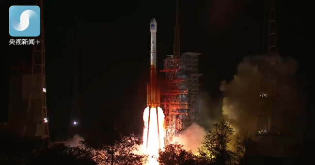 A new satellite of China's BeiDou Navigation Satellite System (BDS) is launched by a Long March-3C carrier rocket from the Xichang Satellite Launch Center in Sichuan Province at 11:48 p.m. Friday, May 17, 2019. [Screenshot: CCTV]