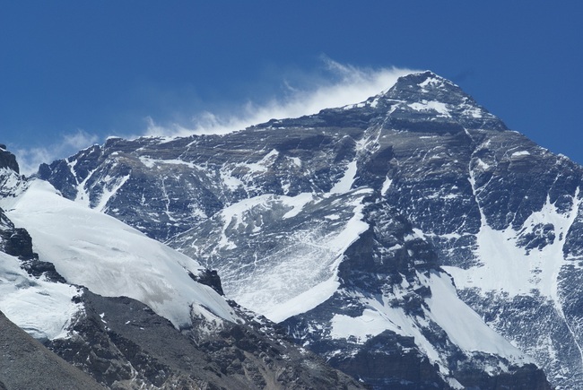 Scenery of Mount Everest in Tibet Automous Region. [File Photo: IC]