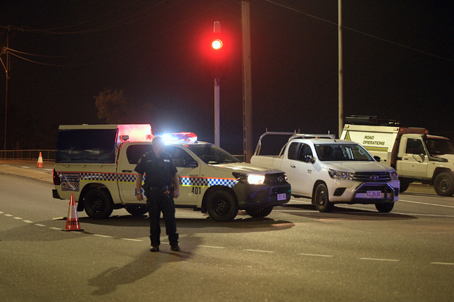 Police at a crime scene on the intersection of McMinn Street and Stuart Highway in Darwin, Northern Territory, Australia, June 4, 2019. [Photo: IC] 