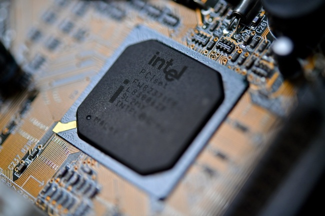A close-up of an Intel circuit board on display in Duesseldorf, Germany, on January 4, 2018. [File Photo: IC]