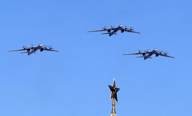 TU-95 MS Russian strategic bombers and missile carriers above the Kremlin, Russia. [File photo: IC]