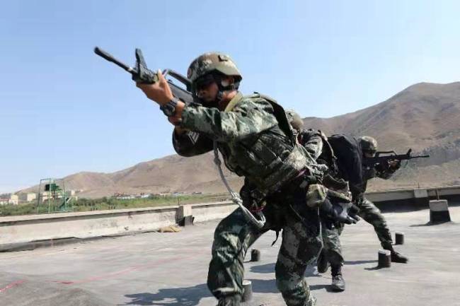 Chinese soldiers at a joint counter-terrorism drill in Urumqi, capital of northwest China's Xinjiang Uygur Autonomous Region, August 7, 2019. The drill is the latest product of the Chinese People's Armed Police Force (PAP) and the National Guard of Kyrgyzstan to implement the consensus reached by the leaders of the two countries and to deepen security cooperation. [Photo: China Plus]