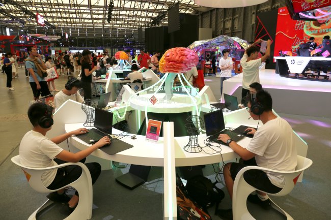 Participants compete in the e-sports games during the 17th China Digital Entertainment Expo, also known as ChinaJoy 2019, in Shanghai, China, 5 August 2019. [File photo: IC]