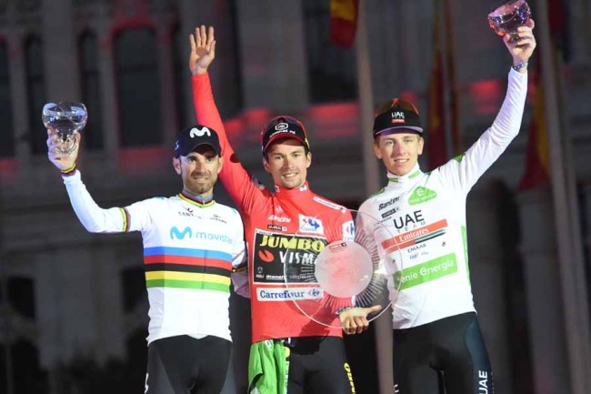 Primoz Roglic (Center), Tadej Pogacar (Right) and Alejandro Valverde stand on the podium after the three-week Vuelta A Espana competition wrapped up in Madrid, Spain on Sep 15, 2019. [Photo: IC]