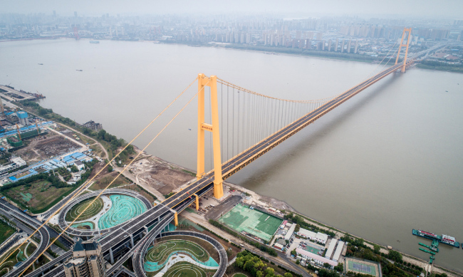 The Yangsigang Yangtze River Bridge opens to traffic in Wuhan, Hubei Province on October 8, 2019. [Photo: IC]