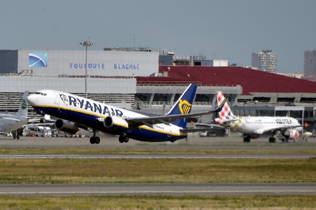 This picture taken on September 27, 2019 shows an Boeing 737 NG/Maxof Irish low cost company Ryanair after taking off from the Toulouse-Blagnac airport, near Toulouse. [File Photo: AFP]