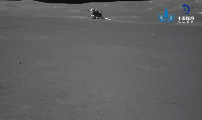 Photo provided by the China National Space Administration on July 9, 2019 shows Yutu-2, China's lunar rover, leaving a trace after touching the surface of the far side of the moon. [File Photo: clep.org.cn]