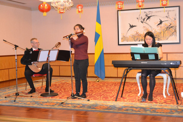 中国驻瑞典使馆隆重举办庆中秋招待会