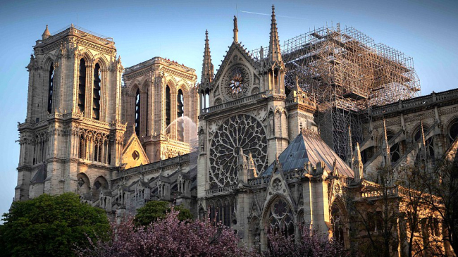 Katedrála Notre-Dame po požáru; 17. dubna 2019. / VCG