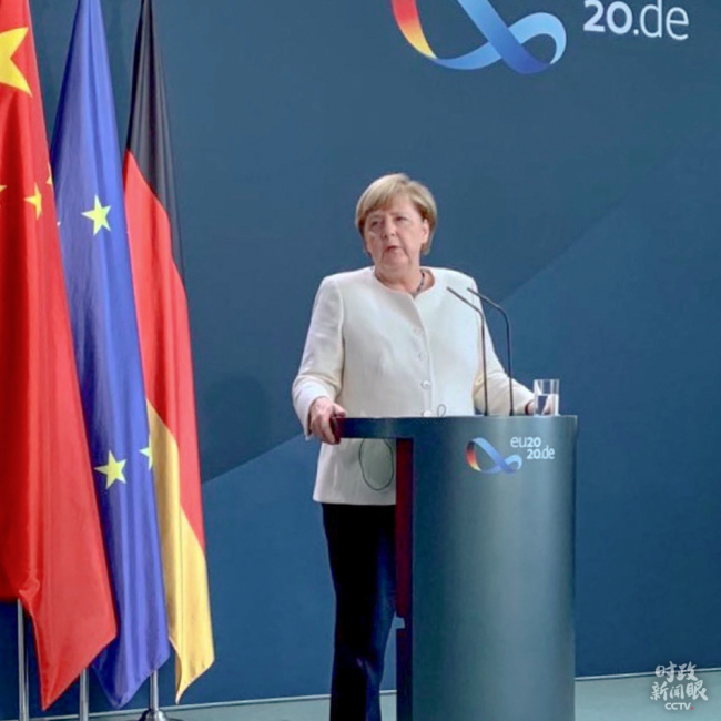 Německá kancléřka Merkelová na tiskové konferenci po video-setkání