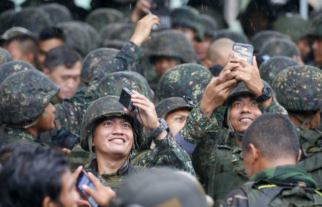 Presidente filipino Duterte declara liberación de Marawi, según medios locales