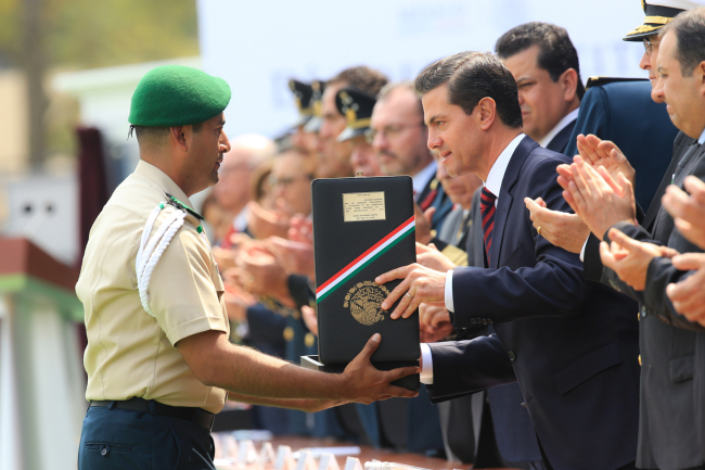 Se conmemora Día del Ejército en México