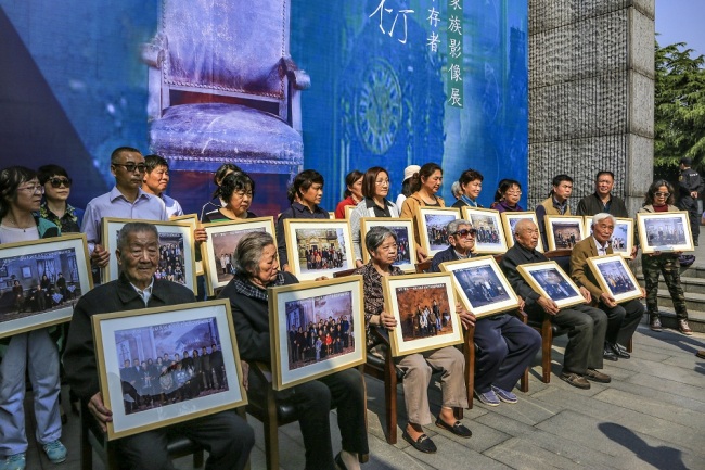 Exposición muestra fotos de familia de sobrevivientes de Masacre de Nanjing