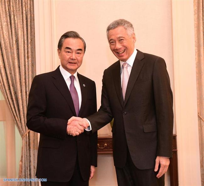 China y Singapur acuerdan promover multilateralismo 