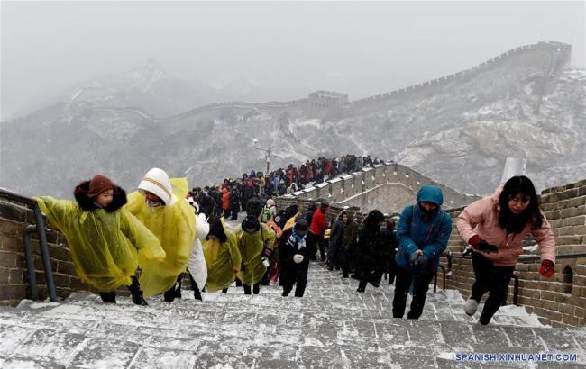 Fuertes nevadas caen en partes de norte de China
