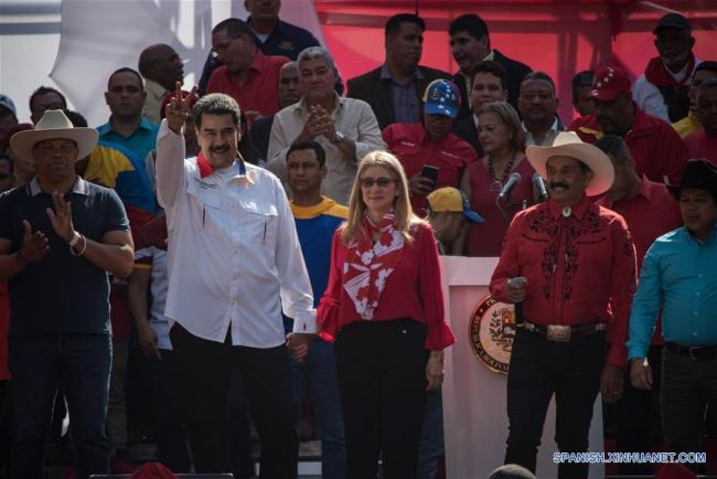 Maduro plantea elecciones legislativas anticipadas y reitera llamado al diálogo