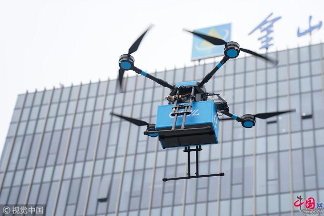 Ouverture des premières lignes aériennes pour des drones de livraison rapide à Shanghai