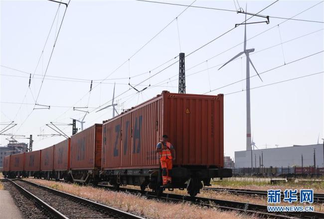 Allemagne : un train de marchandise Chine-Europe à Hambourg