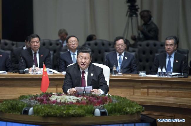Xi Jinping appelle les BRICS à approfondir leur partenariat stratégique et à entrer dans une deuxième "décennie d'or" (PAPIER GENERAL)