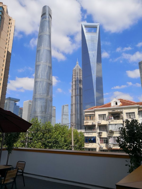 Shanghai: la bibliothèque de Lujiazui satisfait aux demandes de lecture des cols blancs 